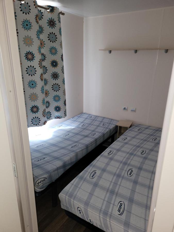 Camping Des Septs Fonts آجد المظهر الخارجي الصورة